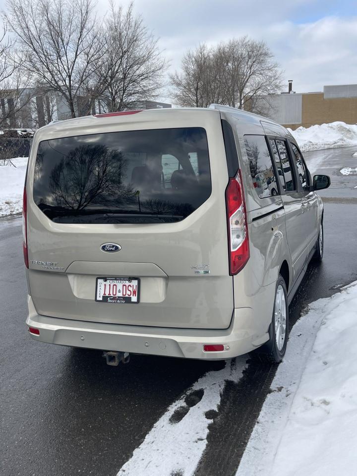 2014 Ford Transit Connect XLT    7 PASSENGER     ONLY 169,000 KMS Photo