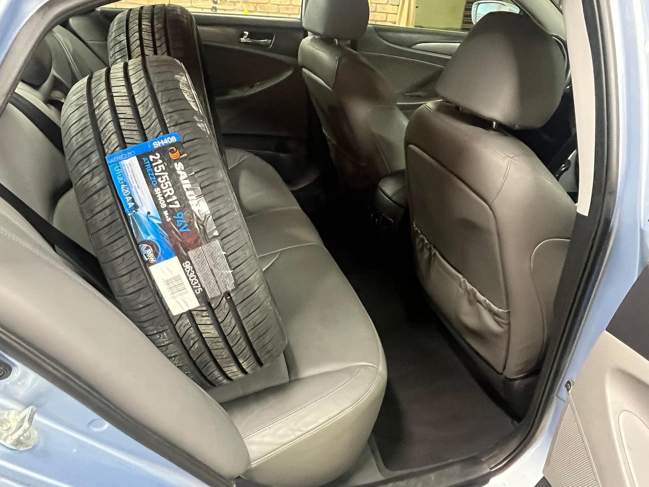 2012 Hyundai Sonata 4dr Sdn 2.4L Auto HEV w/Premium Pkg Photo