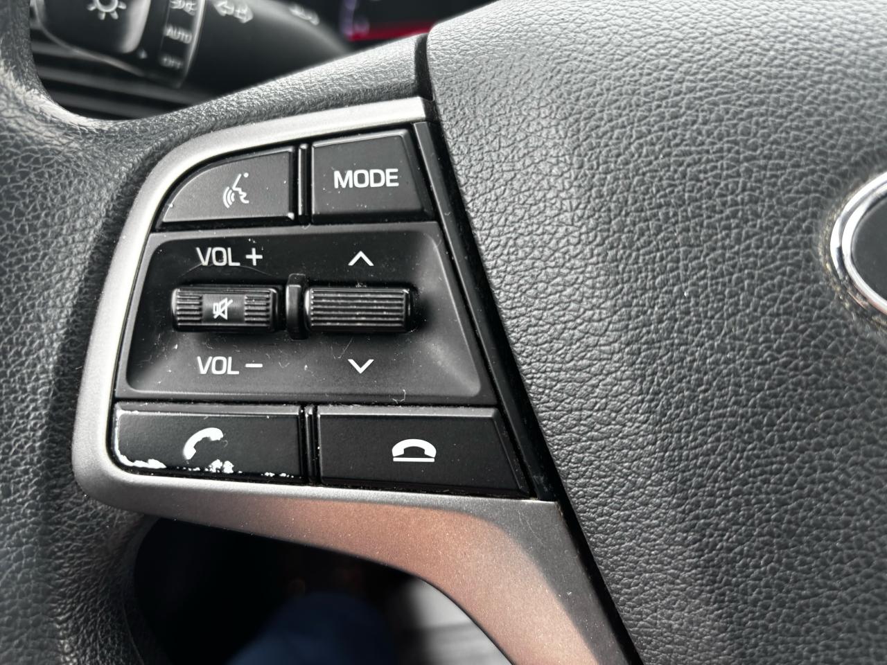 2019 Hyundai Accent Preferred, Hatchback, Alloys, Heated Seats, Photo