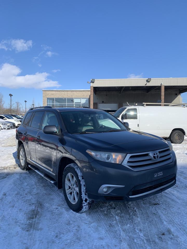 2011 Toyota Highlander  - Photo #1