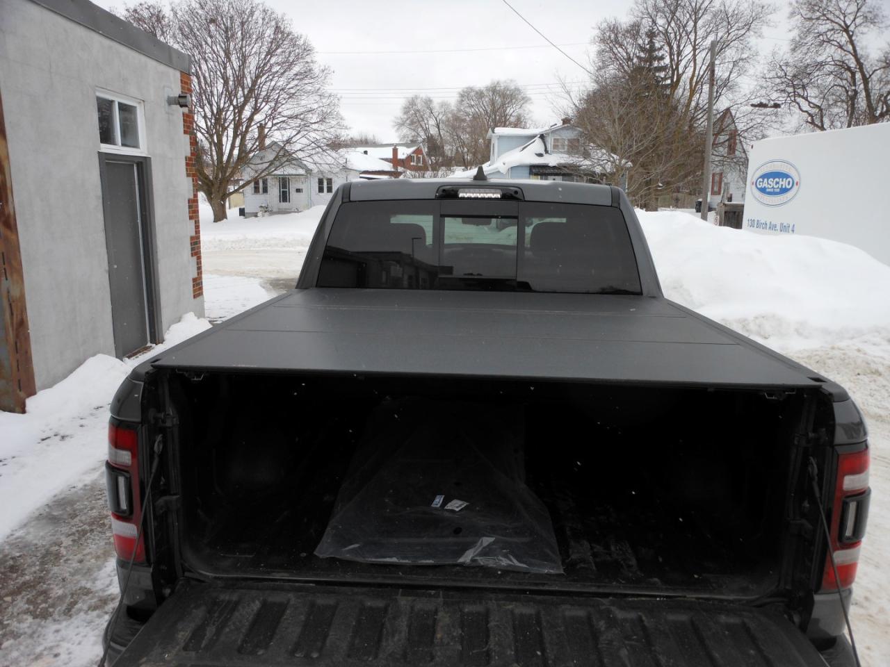 2022 RAM 1500 Limited Crew Cab SWB 4WD | DIESEL | One Owner | 5/160 Chrysler Warranty Photo