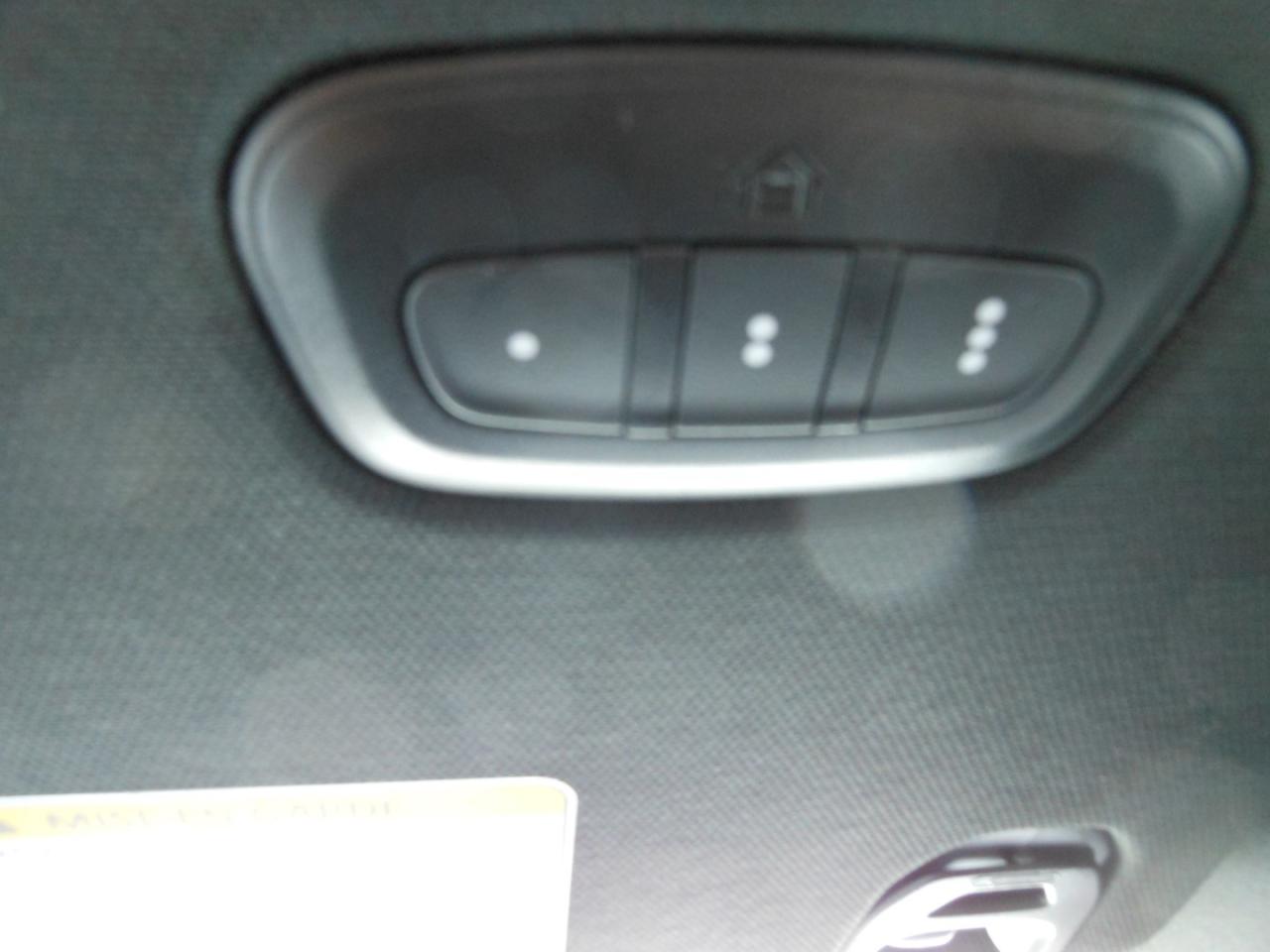 2022 RAM 1500 Limited Crew Cab SWB 4WD | DIESEL | One Owner | 5/160 Chrysler Warranty Photo