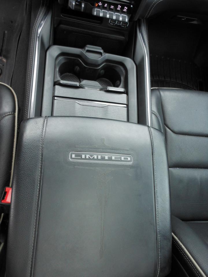 2022 RAM 1500 Limited Crew Cab SWB 4WD | DIESEL | One Owner | 5/160 Chrysler Warranty Photo