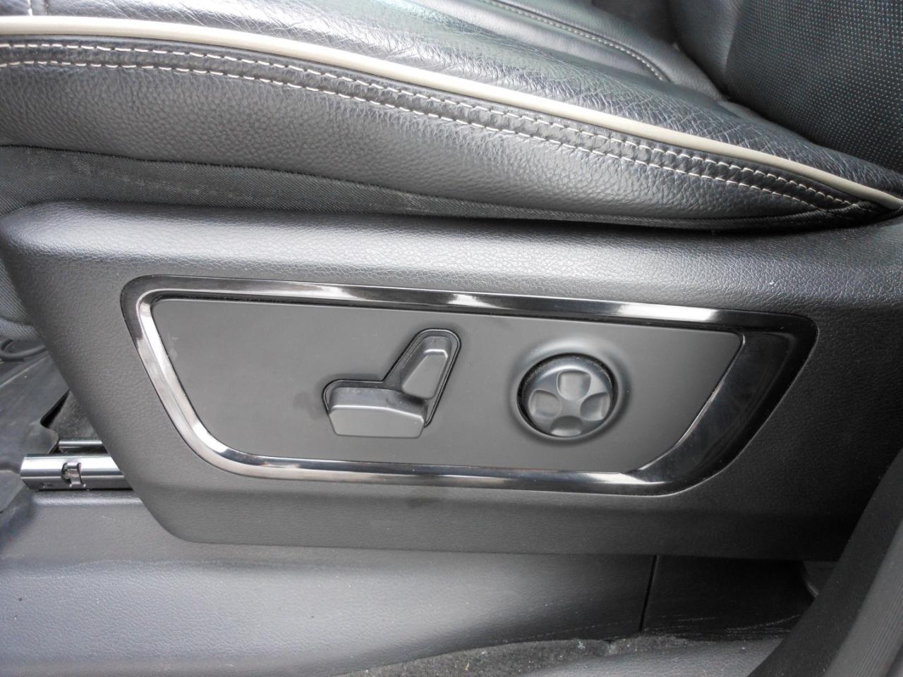 2022 RAM 1500 Limited Crew Cab SWB 4WD | DIESEL | One Owner | 5/160 Chrysler Warranty Photo