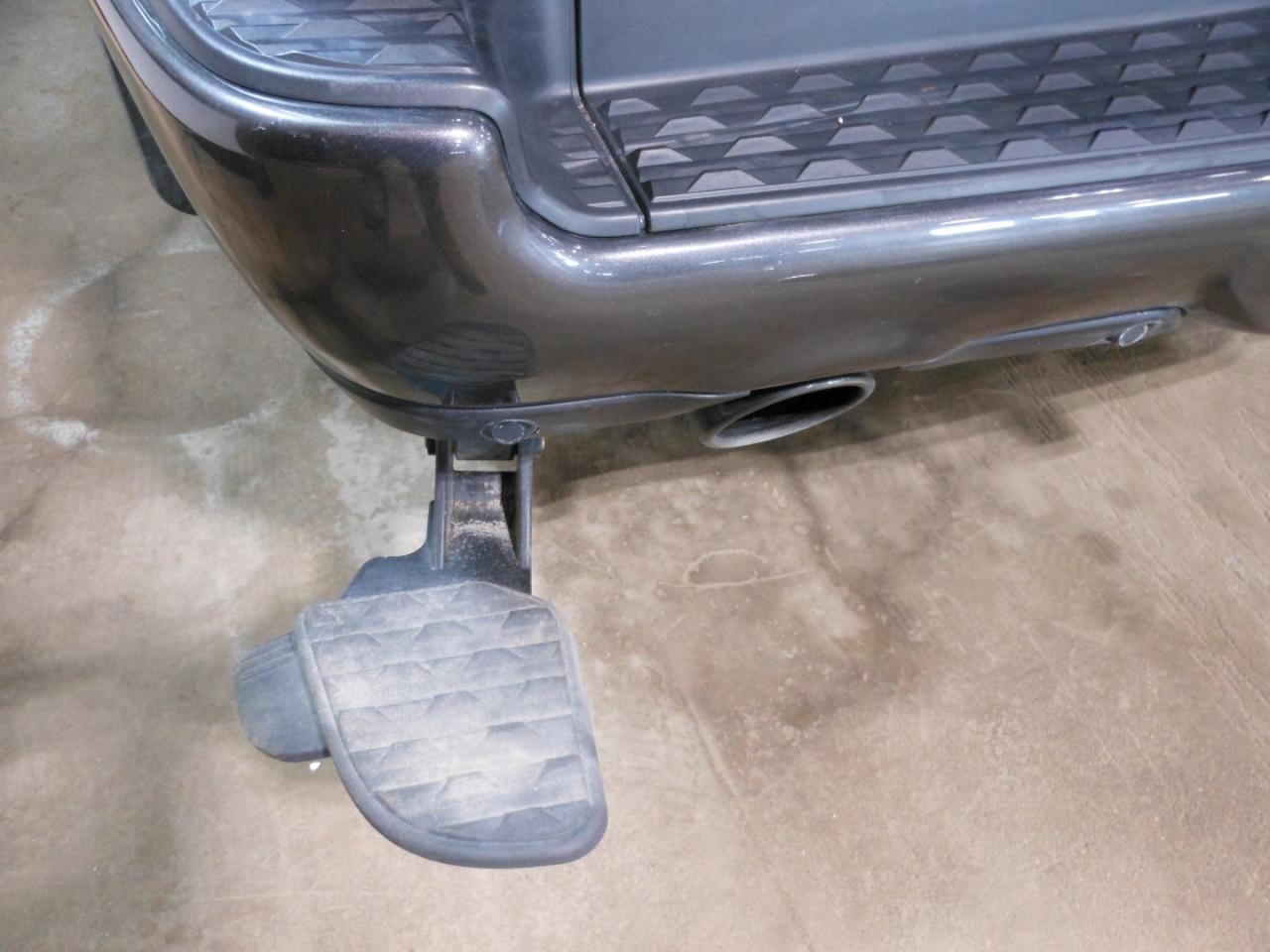 2022 RAM 1500 Limited Crew Cab SWB 4WD | DIESEL | One Owner | 5/160 Chrysler Warranty Photo