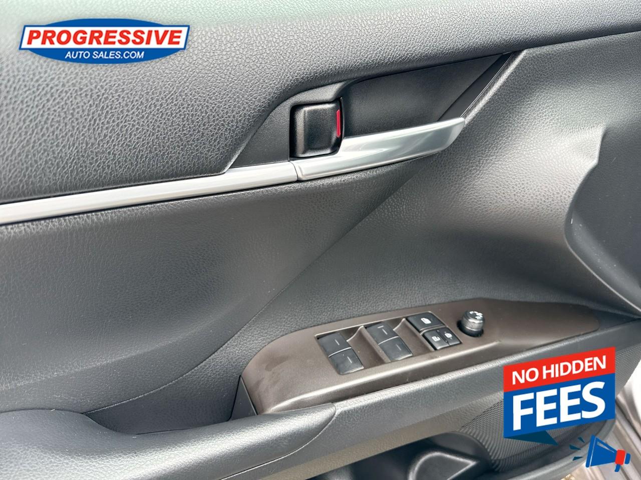 2022 Toyota Camry HYBRID SE Photo