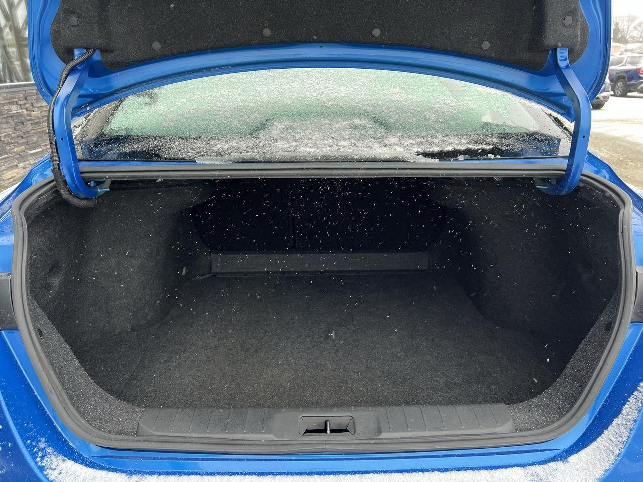 2021 Nissan Sentra SR FWD, MOONROOF, HEATED LEATER SEATS!! Photo