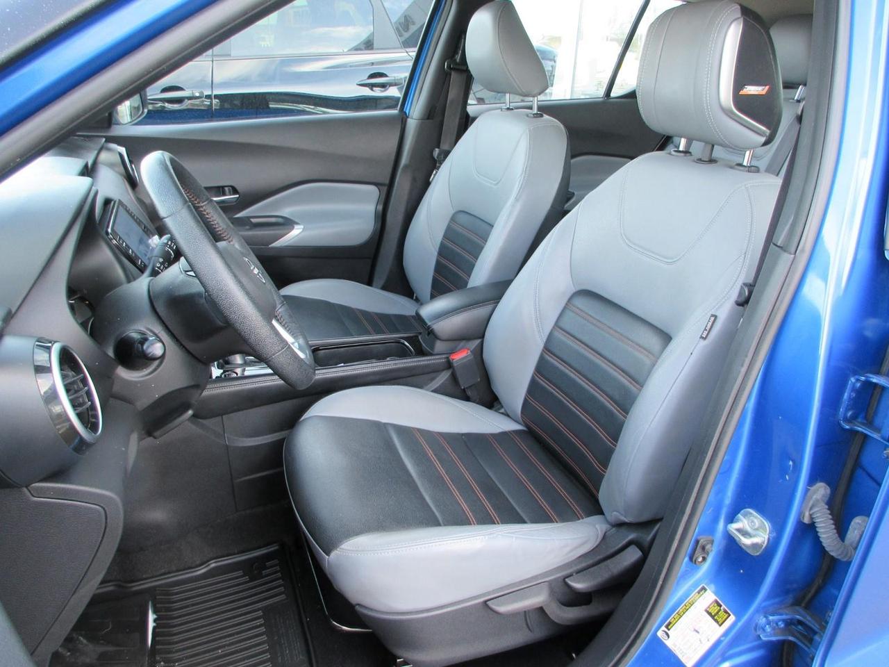 2022 Nissan Kicks SR Photo