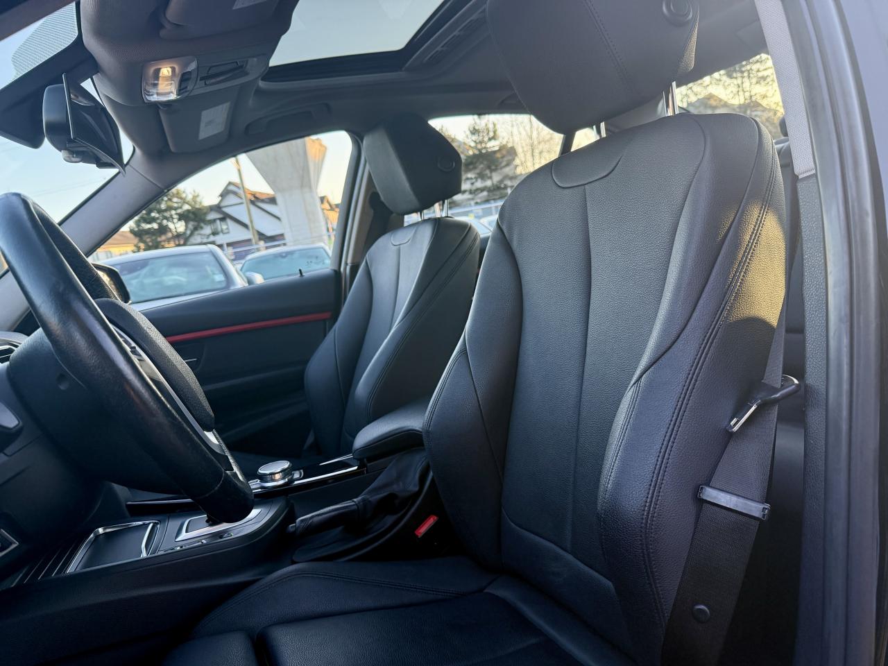 2017 BMW 3 Series FINANCING AVAILABLE Photo8