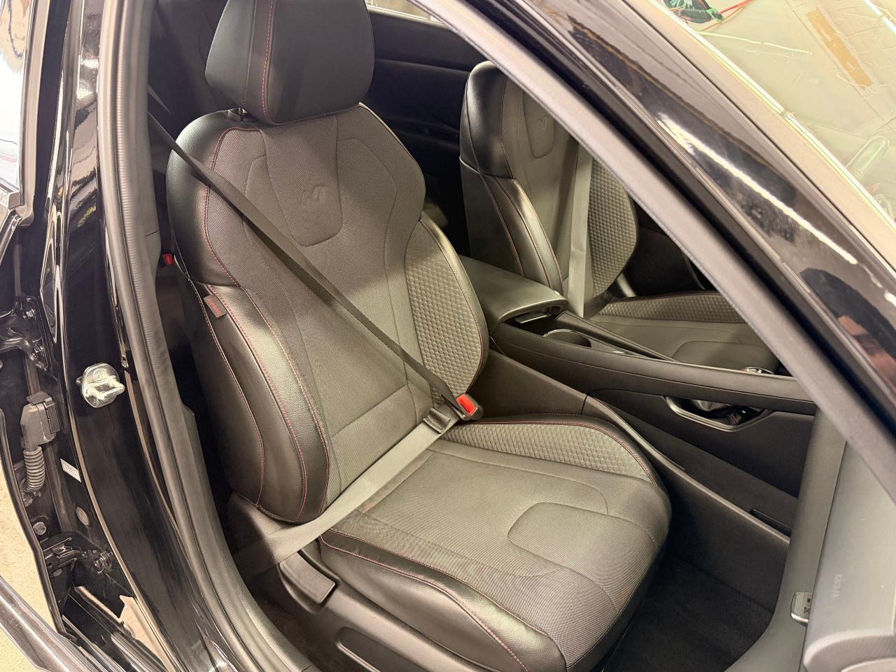 2024 Hyundai Elantra N Line Ultimate+ONE OWNER+CLEAN CARFAX Photo27