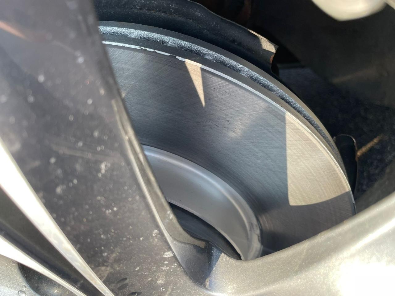 2016 Hyundai Elantra AUTO LIMITED NAVIGATION NO ACCIDENT LEATHER SUNROO Photo