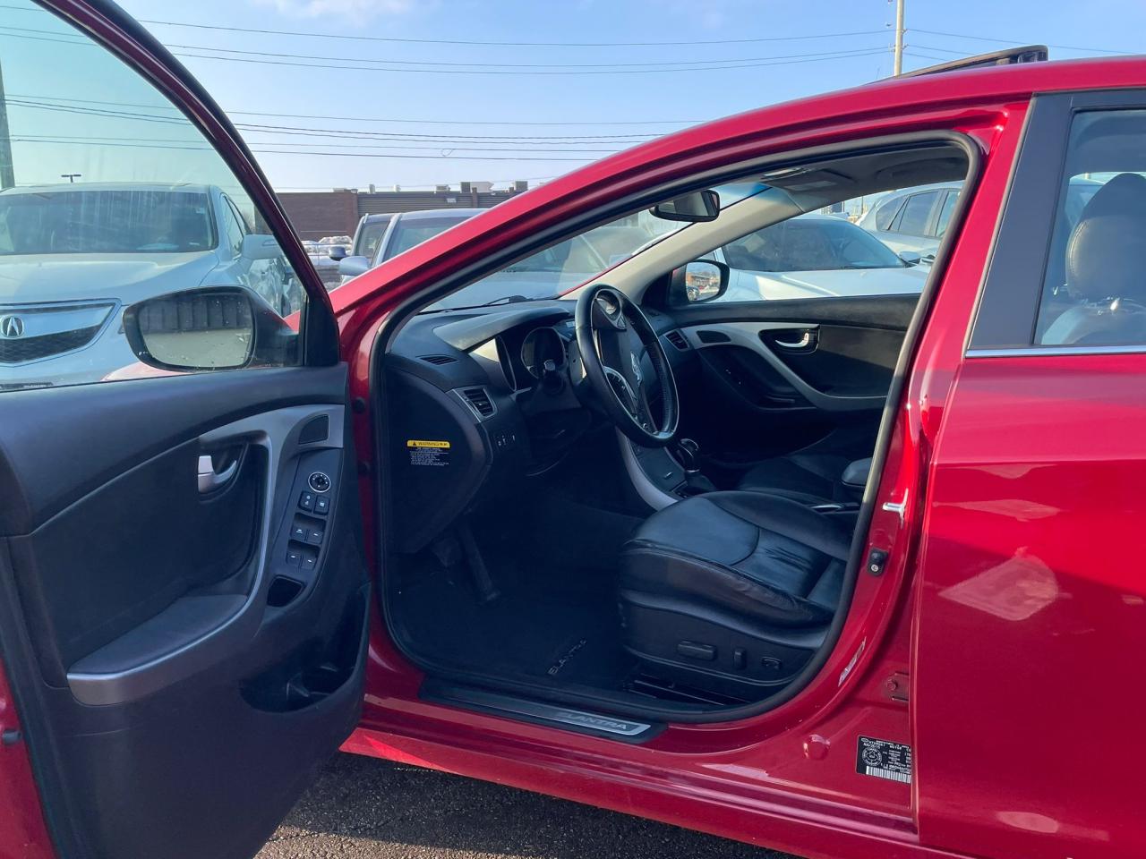 2016 Hyundai Elantra AUTO LIMITED NAVIGATION NO ACCIDENT LEATHER SUNROO Photo