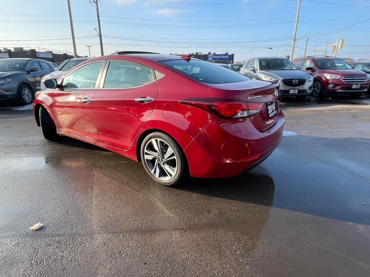 2016 Hyundai Elantra AUTO LIMITED NAVIGATION NO ACCIDENT LEATHER SUNROO Photo