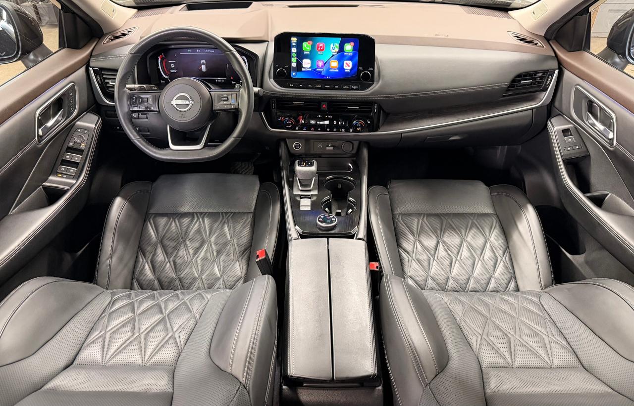 2023 Nissan Rogue AWD Platinum+ONE OWNER+CLEAN CARFAX Photo2