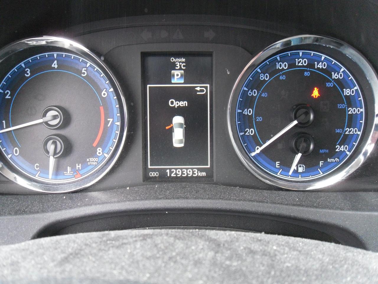 2017 Toyota Corolla 4DR SDN CVT SE Photo