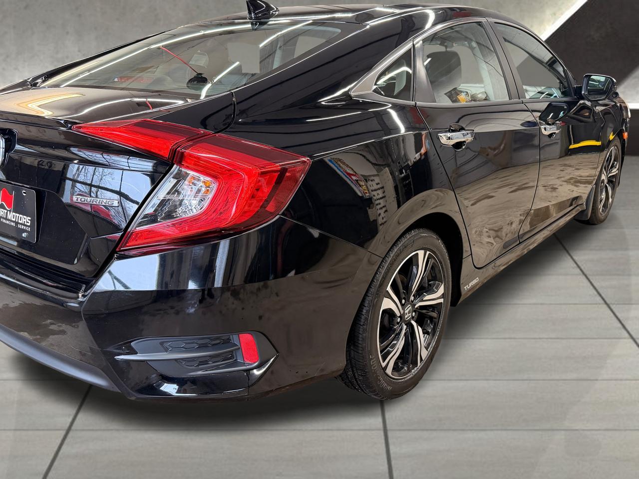 2017 Honda Civic Touring+Leather+Roof+CLEAN CARFAX Photo109