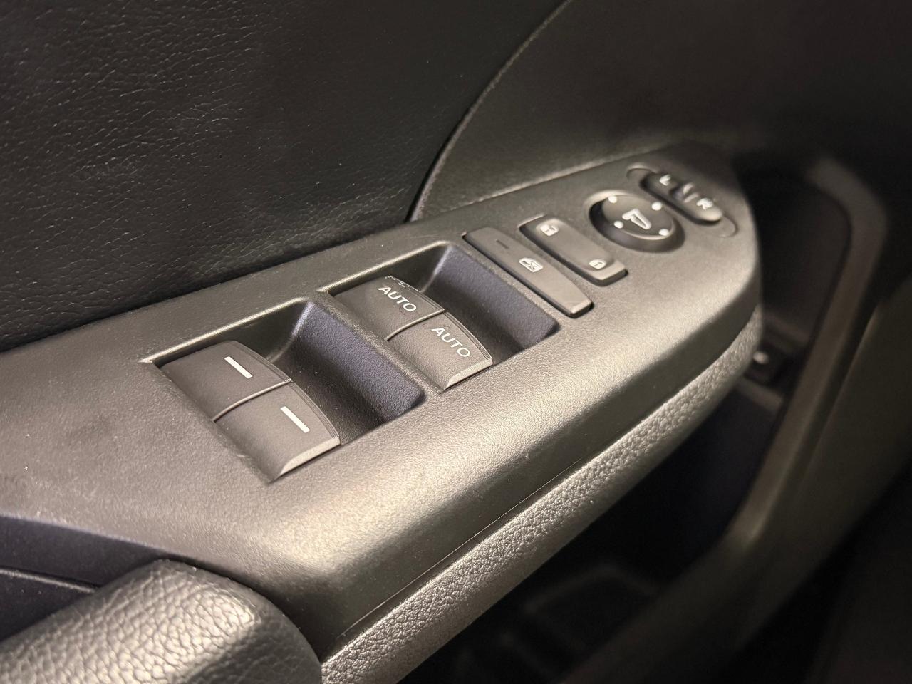 2017 Honda Civic Touring+Leather+Roof+CLEAN CARFAX Photo113