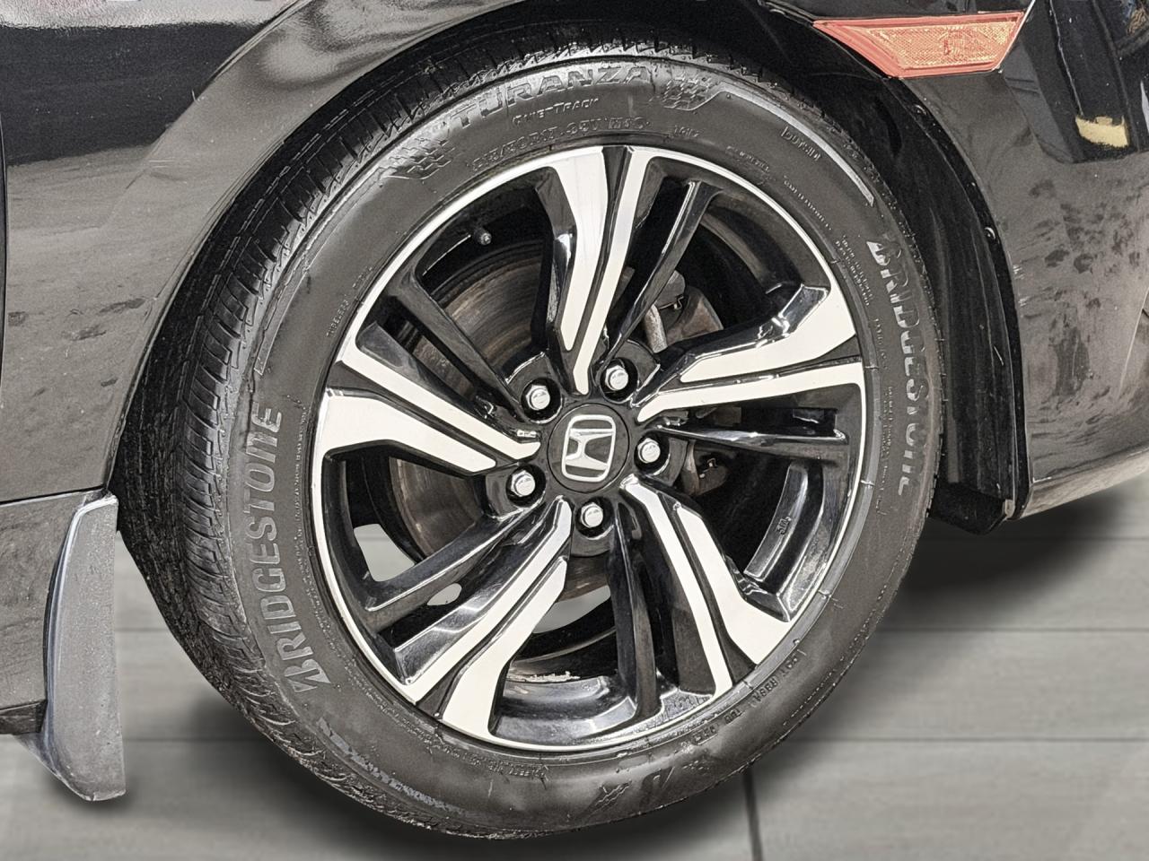 2017 Honda Civic Touring+Leather+Roof+CLEAN CARFAX Photo60