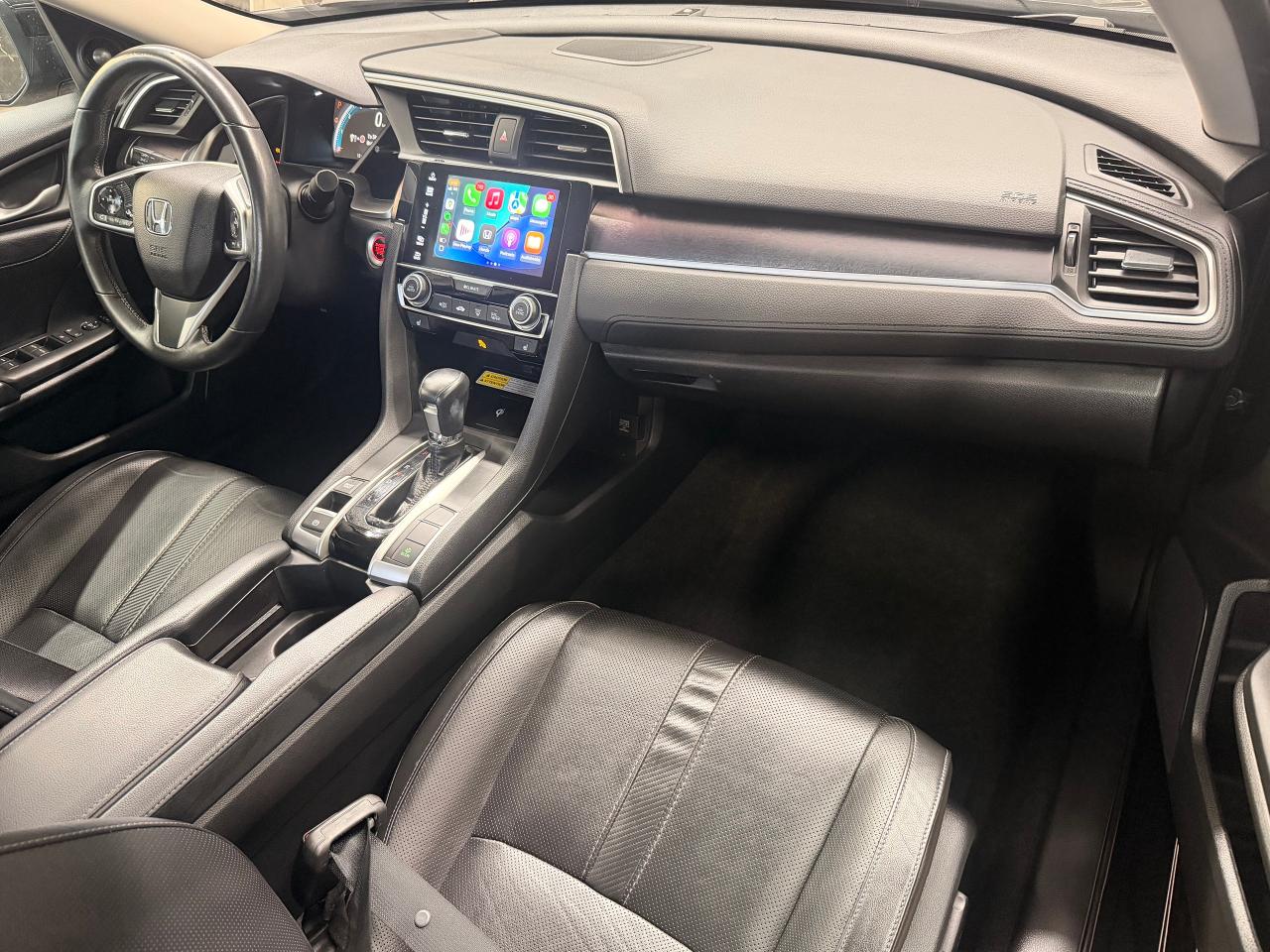 2017 Honda Civic Touring+Leather+Roof+CLEAN CARFAX Photo25