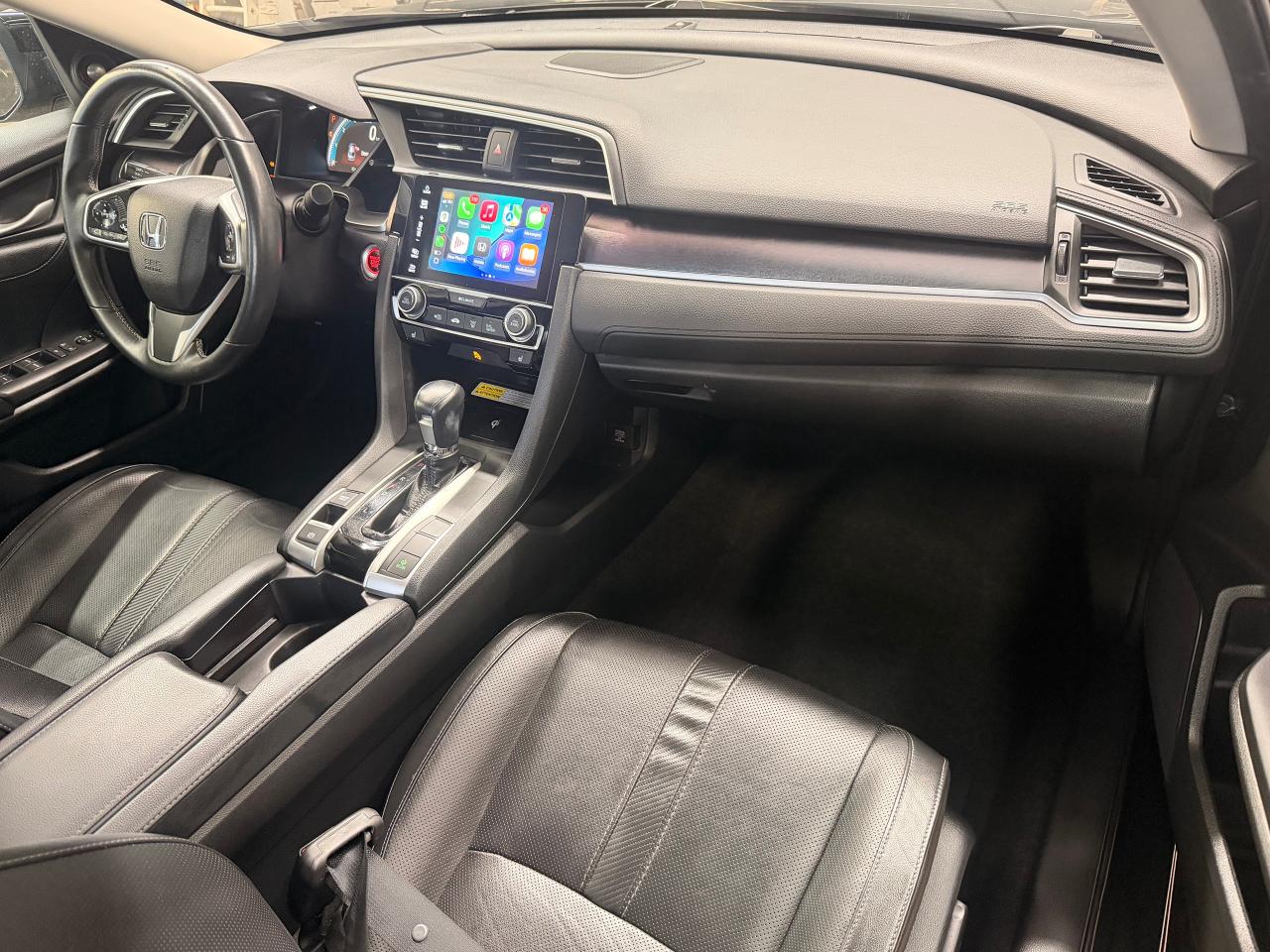 2017 Honda Civic Touring+Leather+Roof+CLEAN CARFAX Photo27