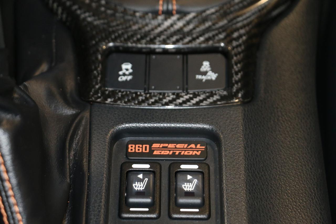 2017 Toyota 86 Special Edition - 1 of 860|CAMERA|6SPD MANAUL Photo