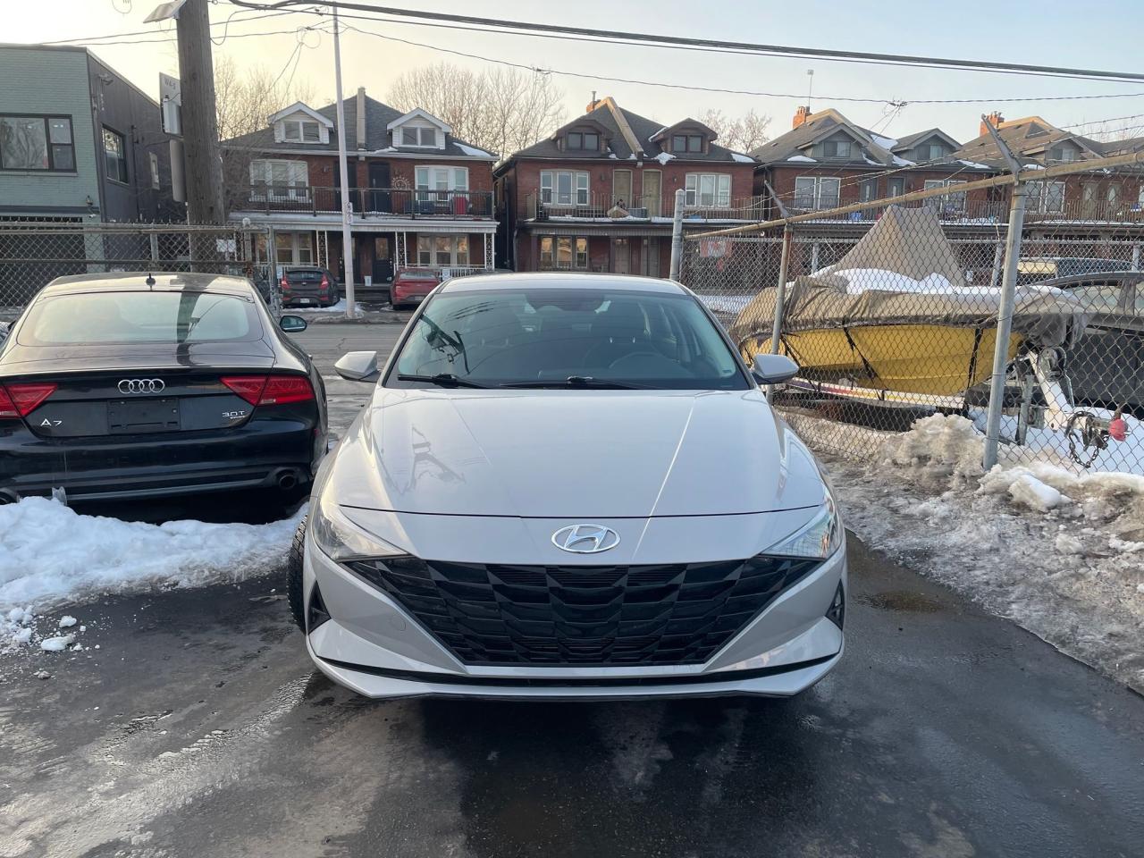 2022 Hyundai Elantra Preferred *HEATED SEAT & STEERING, LOW KM, SAFETY* Photo