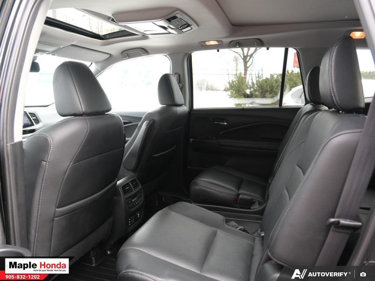 2017 Honda Pilot Leather Seats| DVD| Navigation| Heated Seats| Photo