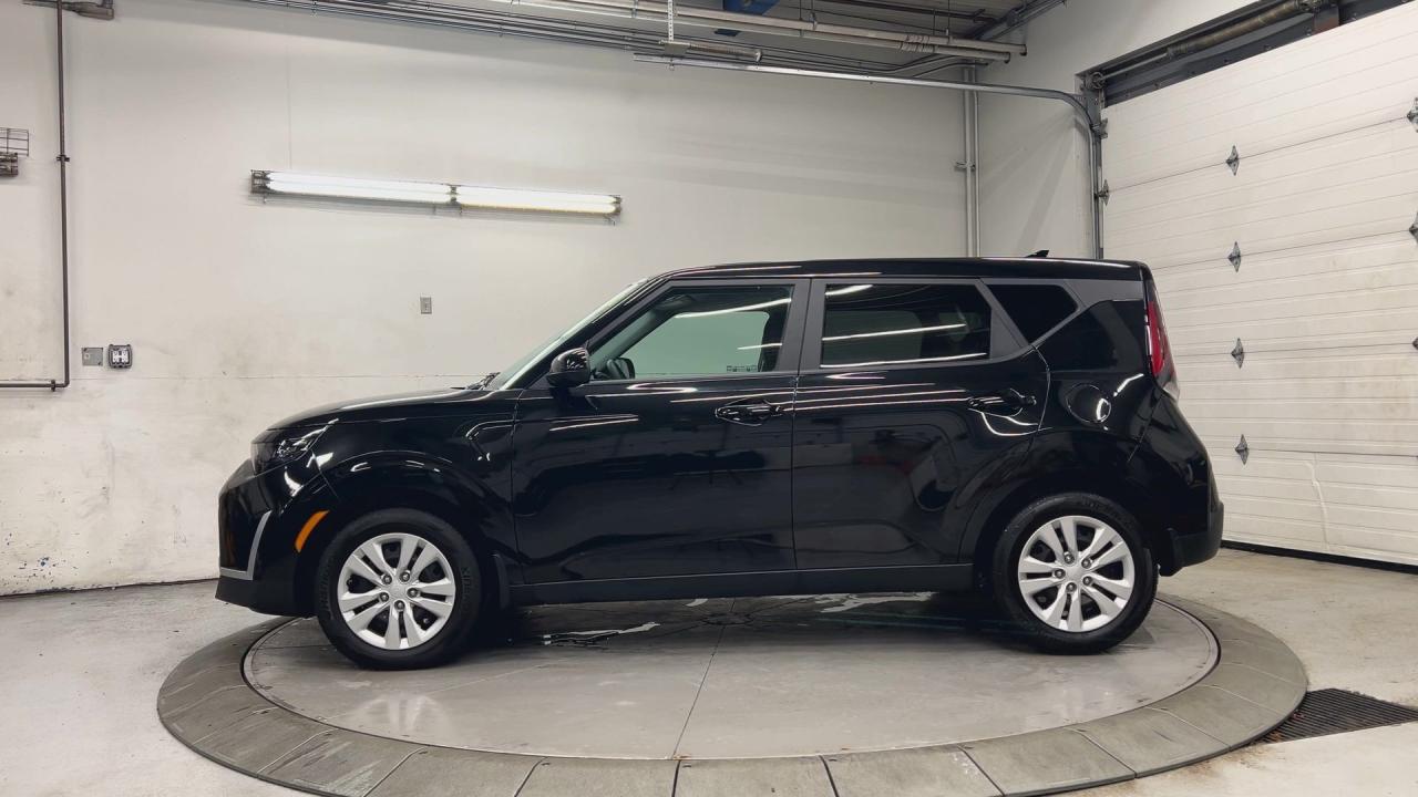 2025 Kia Soul ONLY 11,000KMS! | HTD SEATS | CARPLAY | REAR CAM Photo