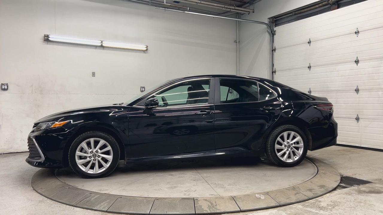 2024 Toyota Camry HYBRID HTD SEATS | CARPLAY | ALLOYS | ADAPT. CRUISE | A/C Photo