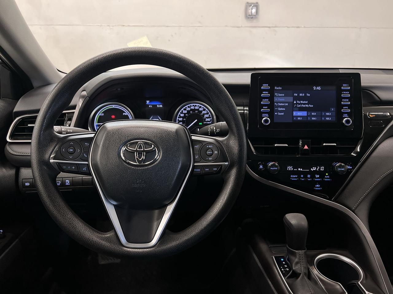2024 Toyota Camry HYBRID HTD SEATS | CARPLAY | ALLOYS | ADAPT. CRUISE | A/C Photo