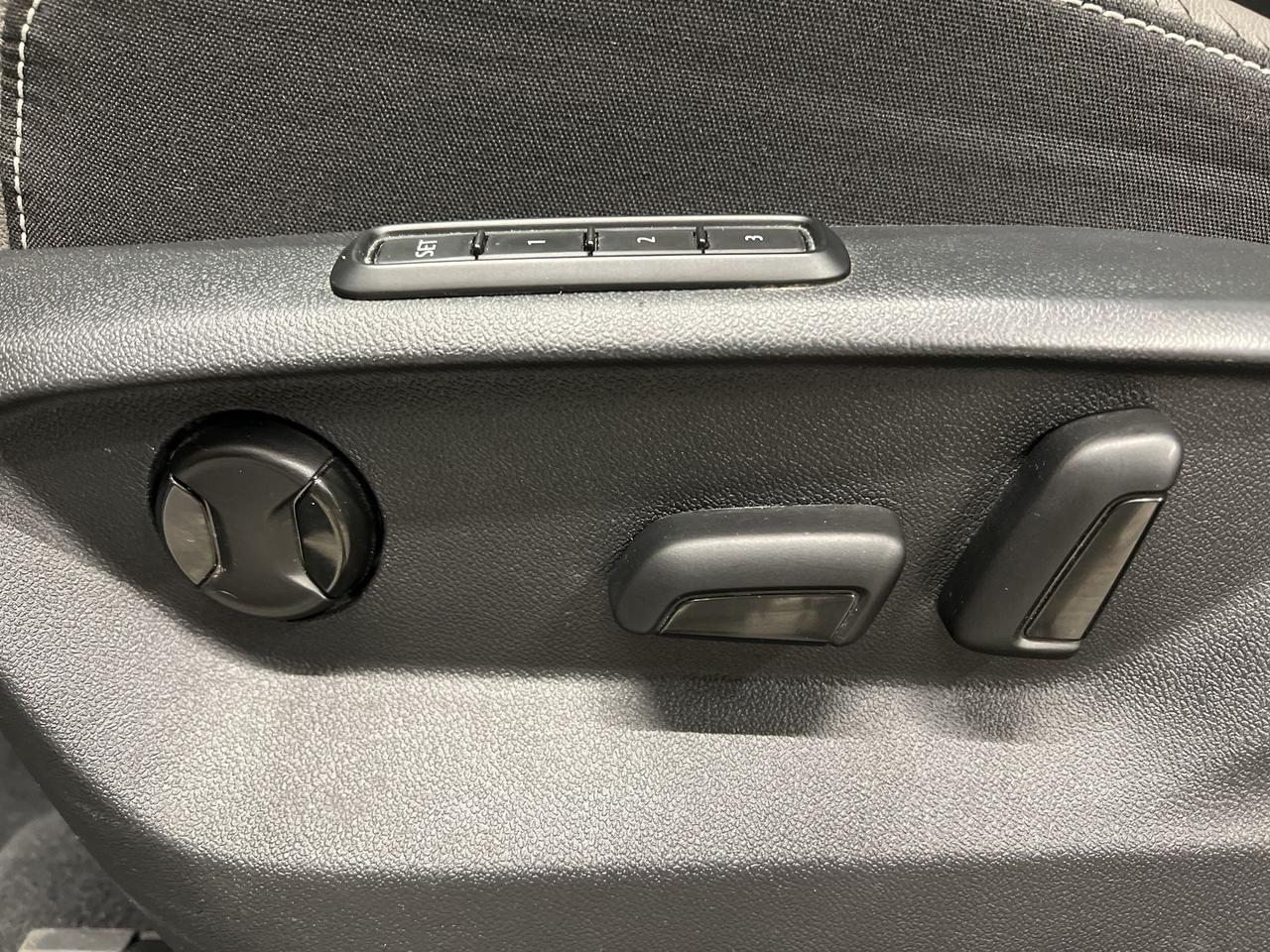 2021 Volkswagen Atlas HIGHLINE AWD |7-PASS |3.6L V6 | LEATHER |PANO ROOF Photo