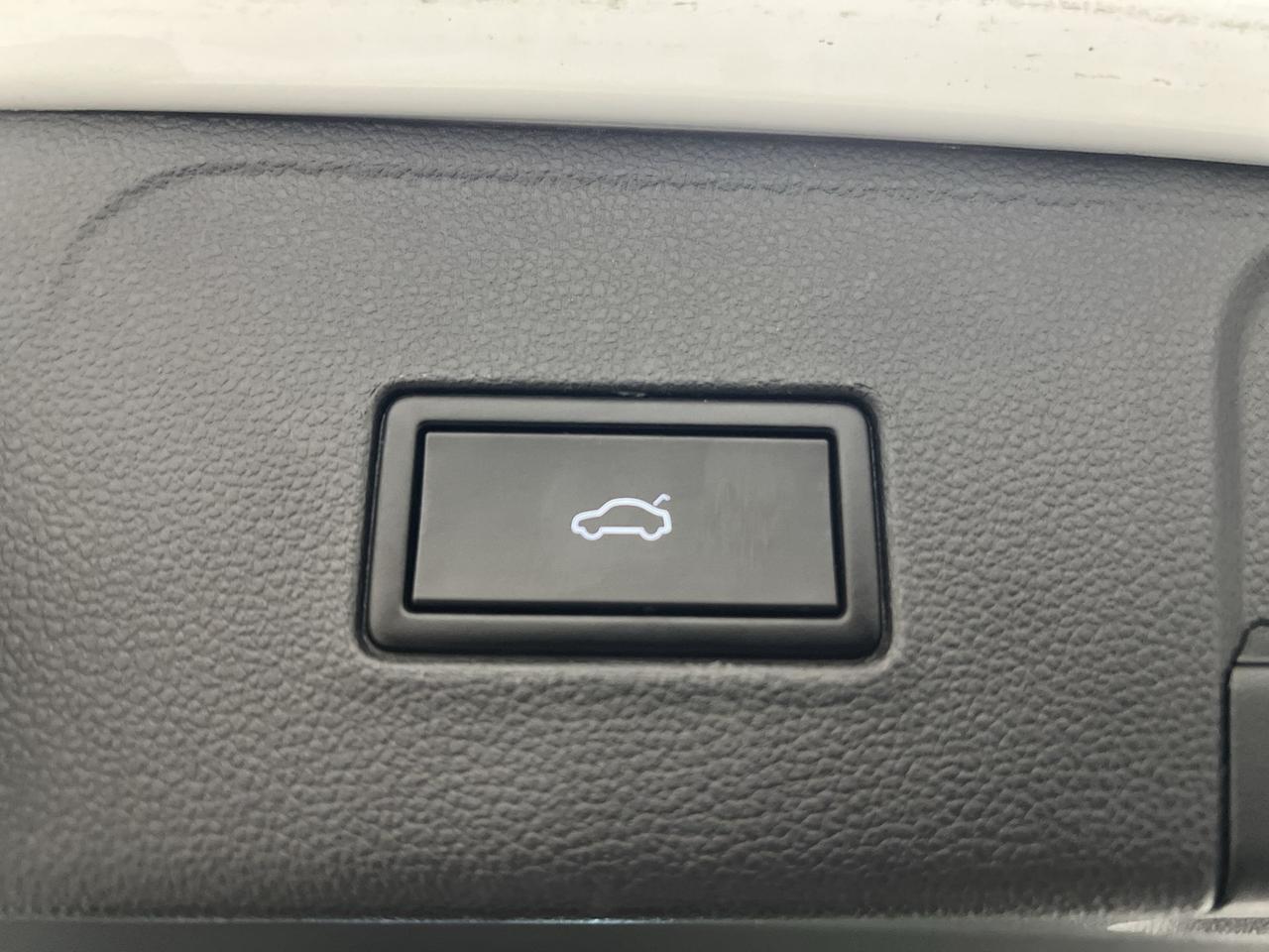 2021 Volkswagen Atlas HIGHLINE AWD |7-PASS |3.6L V6 | LEATHER |PANO ROOF Photo