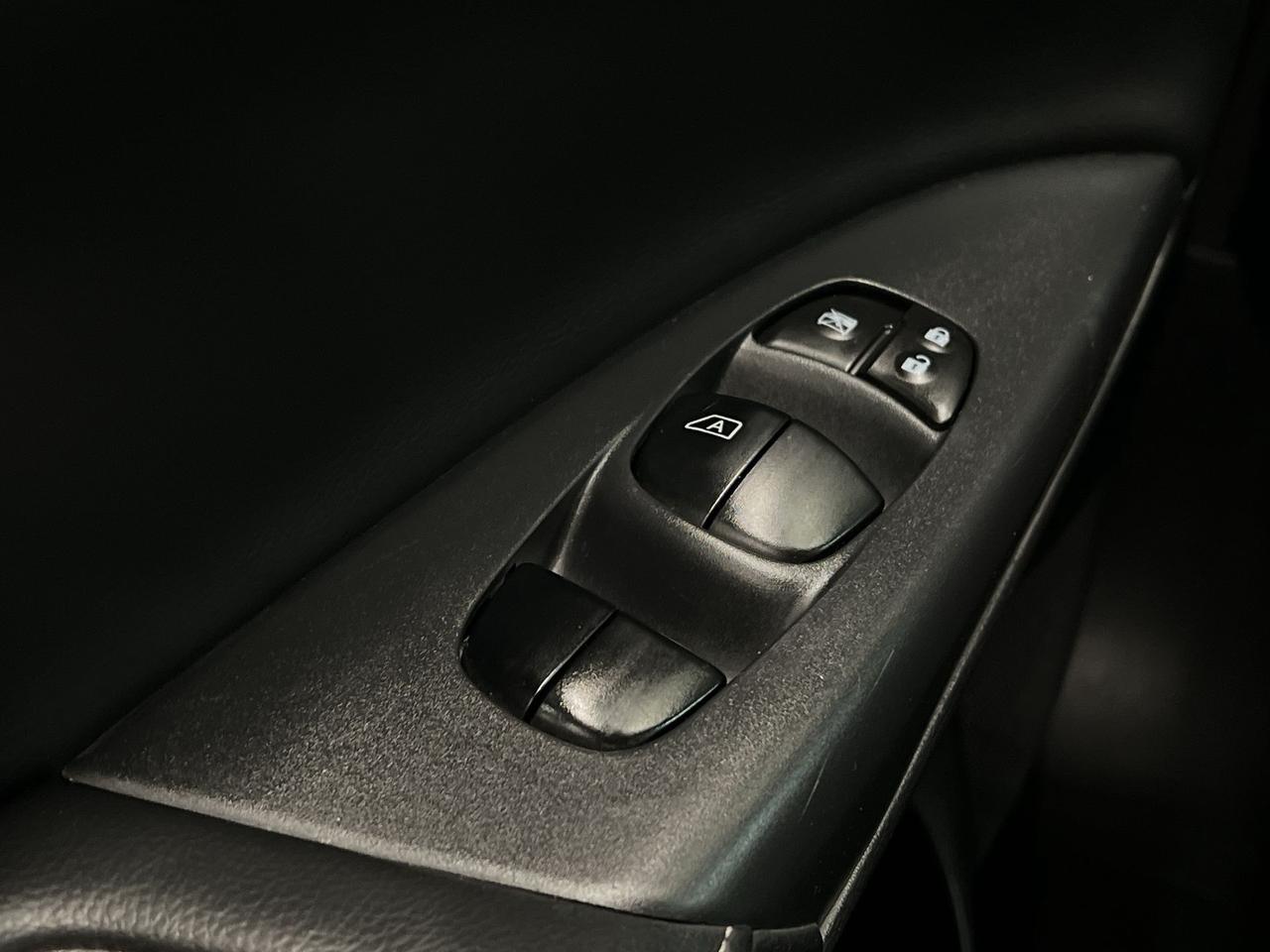 2014 Nissan Sentra SL | LOW KMS! | HTD LEATHER | SUNROOF | BLUETOOTH Photo