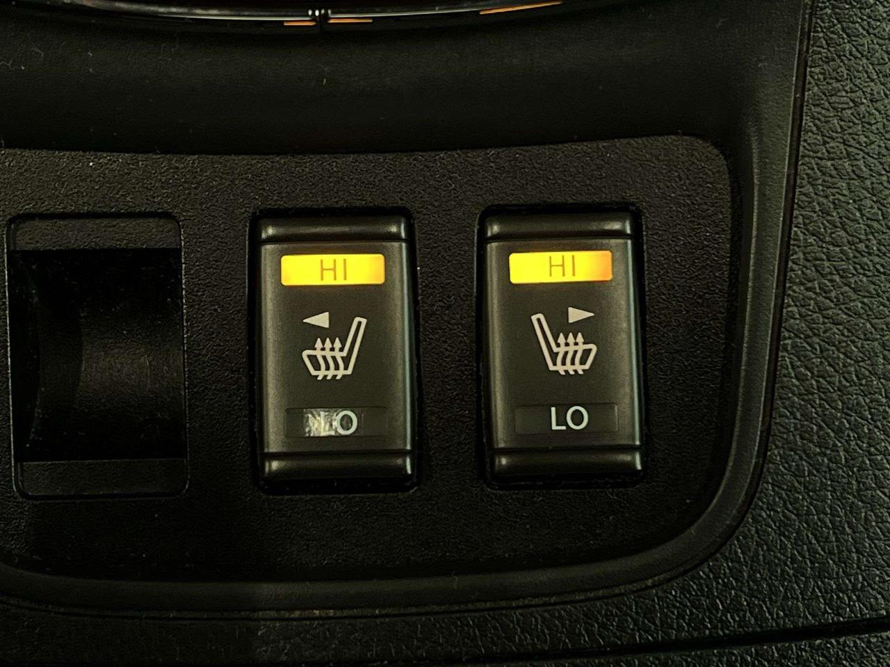 2014 Nissan Sentra SL | LOW KMS! | HTD LEATHER | SUNROOF | BLUETOOTH Photo