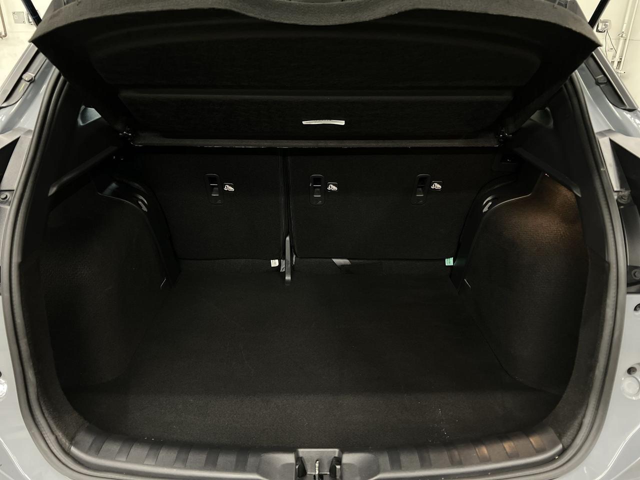 2024 Nissan Kicks SR PREMIUM | ONLY 9,000KMS! | HTD SEATS | CARPLAY Photo