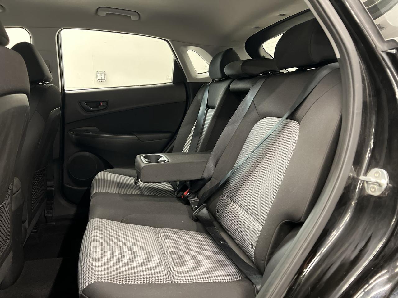 2020 Hyundai KONA HTD SEATS | CARPLAY | ALLOYS | REAR CAM | A/C Photo