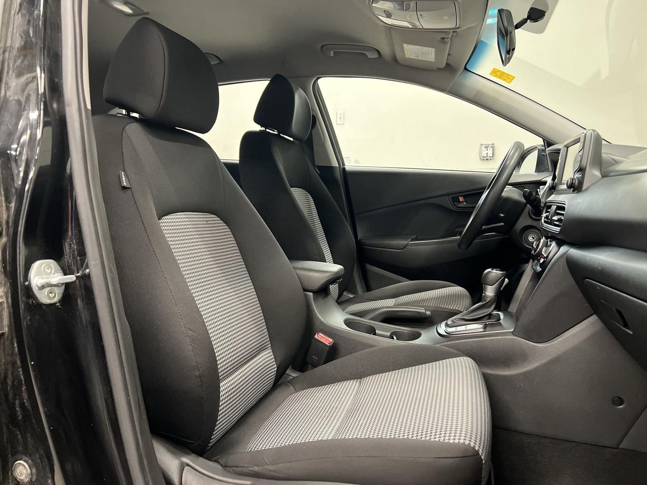 2020 Hyundai KONA HTD SEATS | CARPLAY | ALLOYS | REAR CAM | A/C Photo