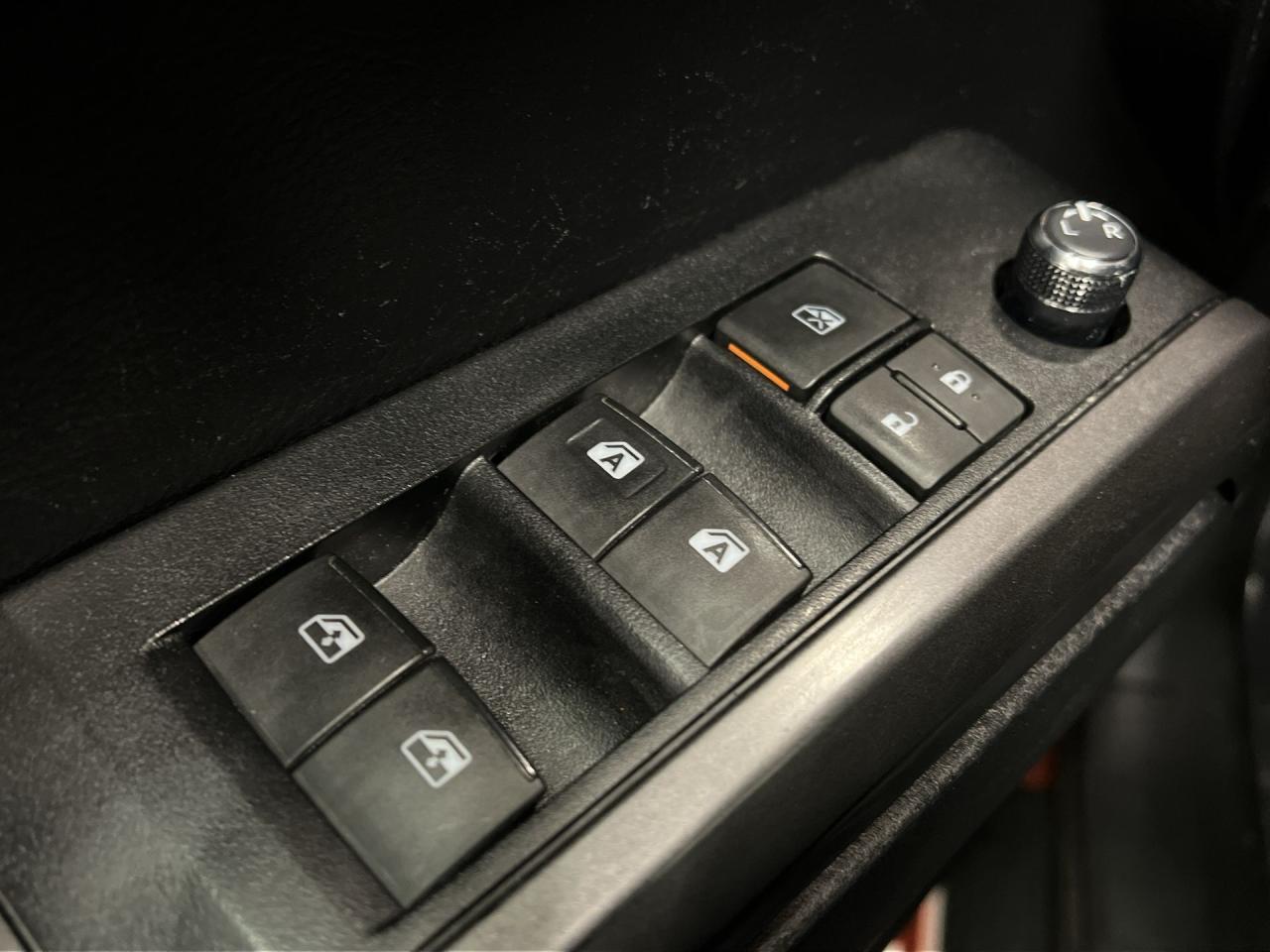 2017 Toyota Tacoma TRD SPORT 4X4 | DBL CAB | 3.5L V6 | NAV | ALLOYS Photo