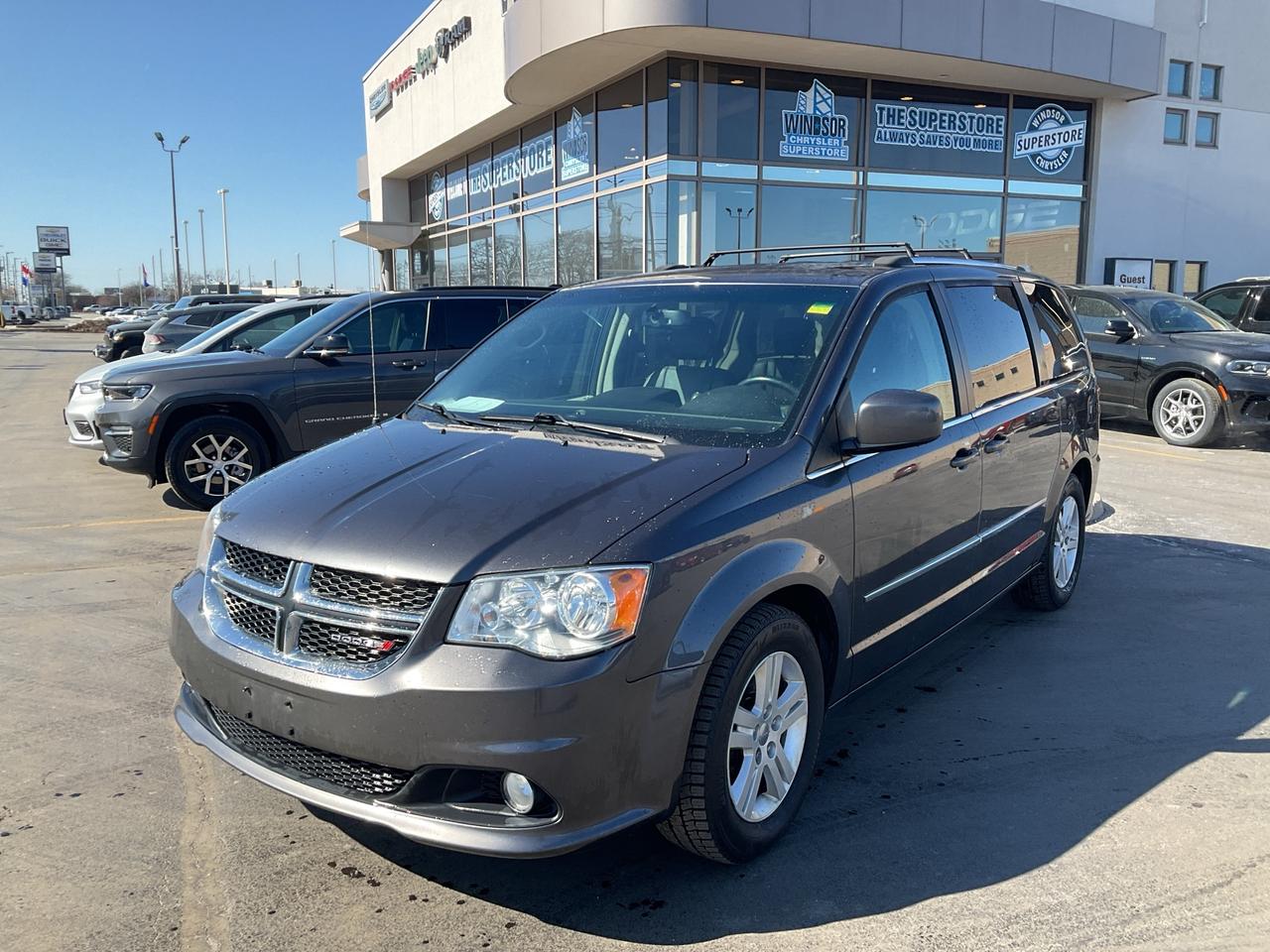 2017 Dodge Grand Caravan NAV / BLUETOOTH / DVD / RMT START HTD SEATS+WHEEL Photo