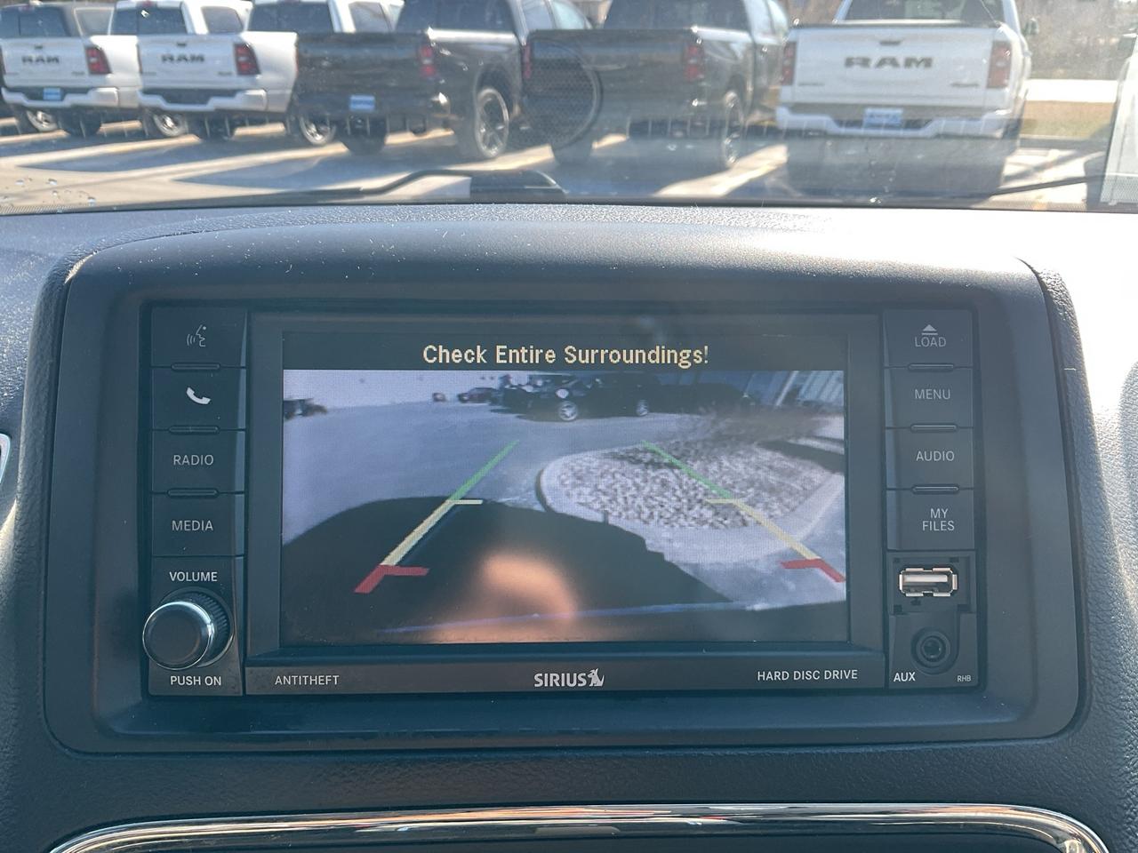 2017 Dodge Grand Caravan NAV / BLUETOOTH / DVD / RMT START HTD SEATS+WHEEL Photo