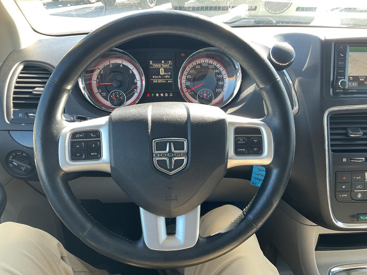 2017 Dodge Grand Caravan NAV / BLUETOOTH / DVD / RMT START HTD SEATS+WHEEL Photo