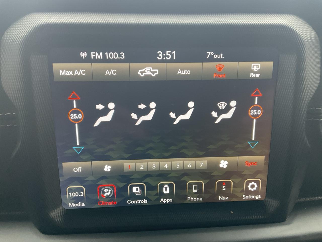 2021 Jeep Gladiator TRAILER TOW / TRAC-LOK DIFFERENTIAL / ALPINE SOUND Photo