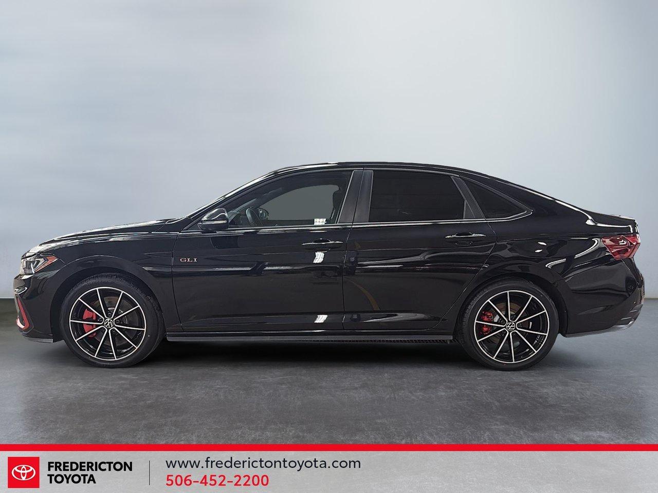 2025 Volkswagen Jetta GLI Autobahn Photo4