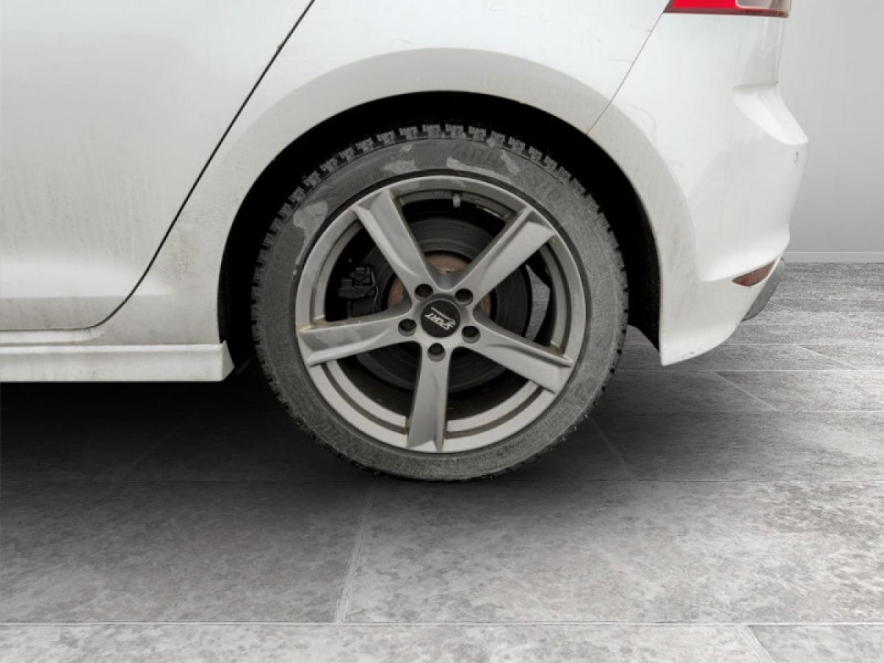 2017 Volkswagen Golf R DSG 4MOTION  - Low Mileage Photo