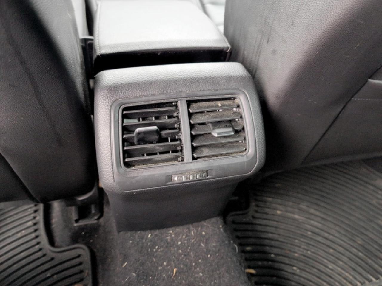 2017 Volkswagen Golf R DSG 4MOTION  - Low Mileage Photo