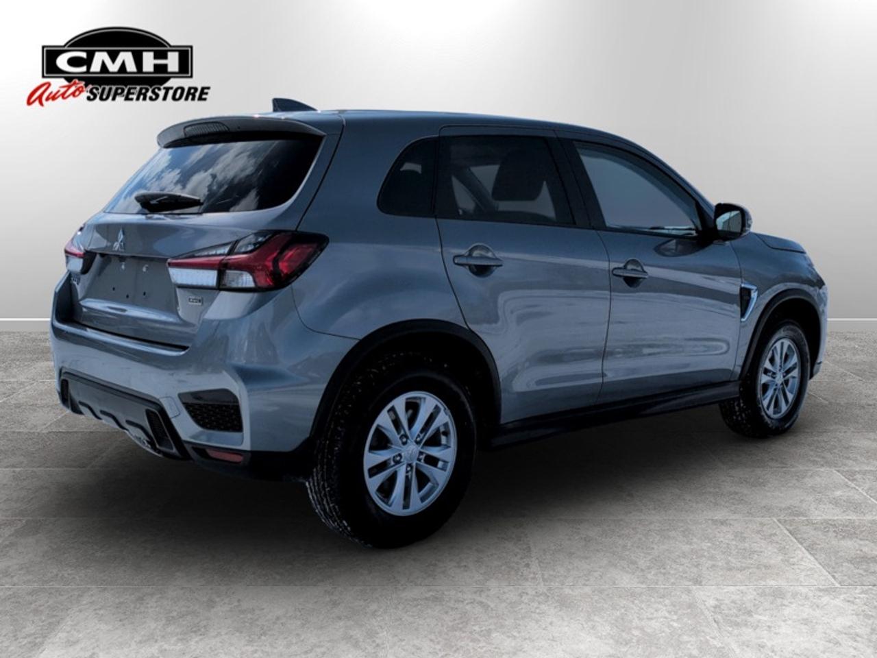 2024 Mitsubishi RVR SE AWC  **NO ACCIDENTS** Photo