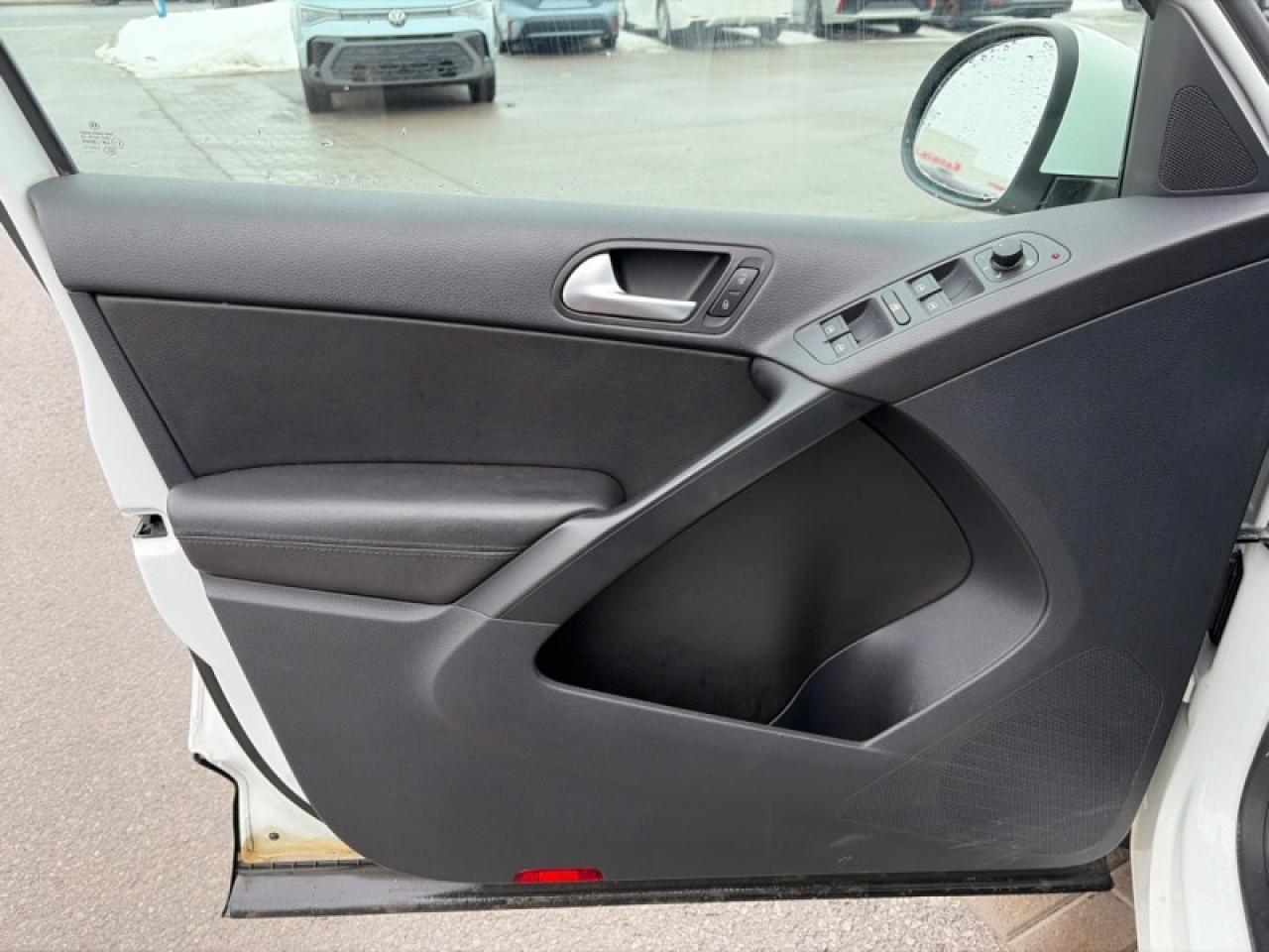 2014 Volkswagen Tiguan Comfortline 6sp at Tip 4M Photo