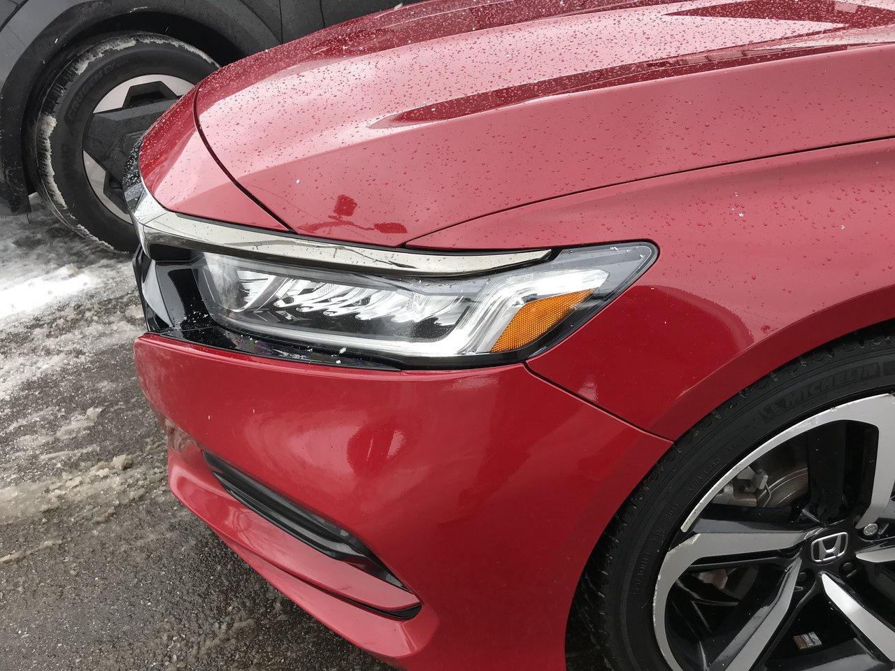 2020 Honda Accord Sedan Sport Pkg.   Clean Carfax   Well Maintained Photo3