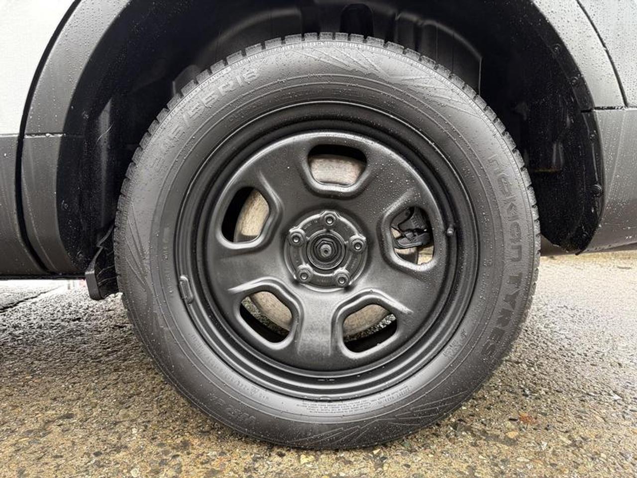 13604372