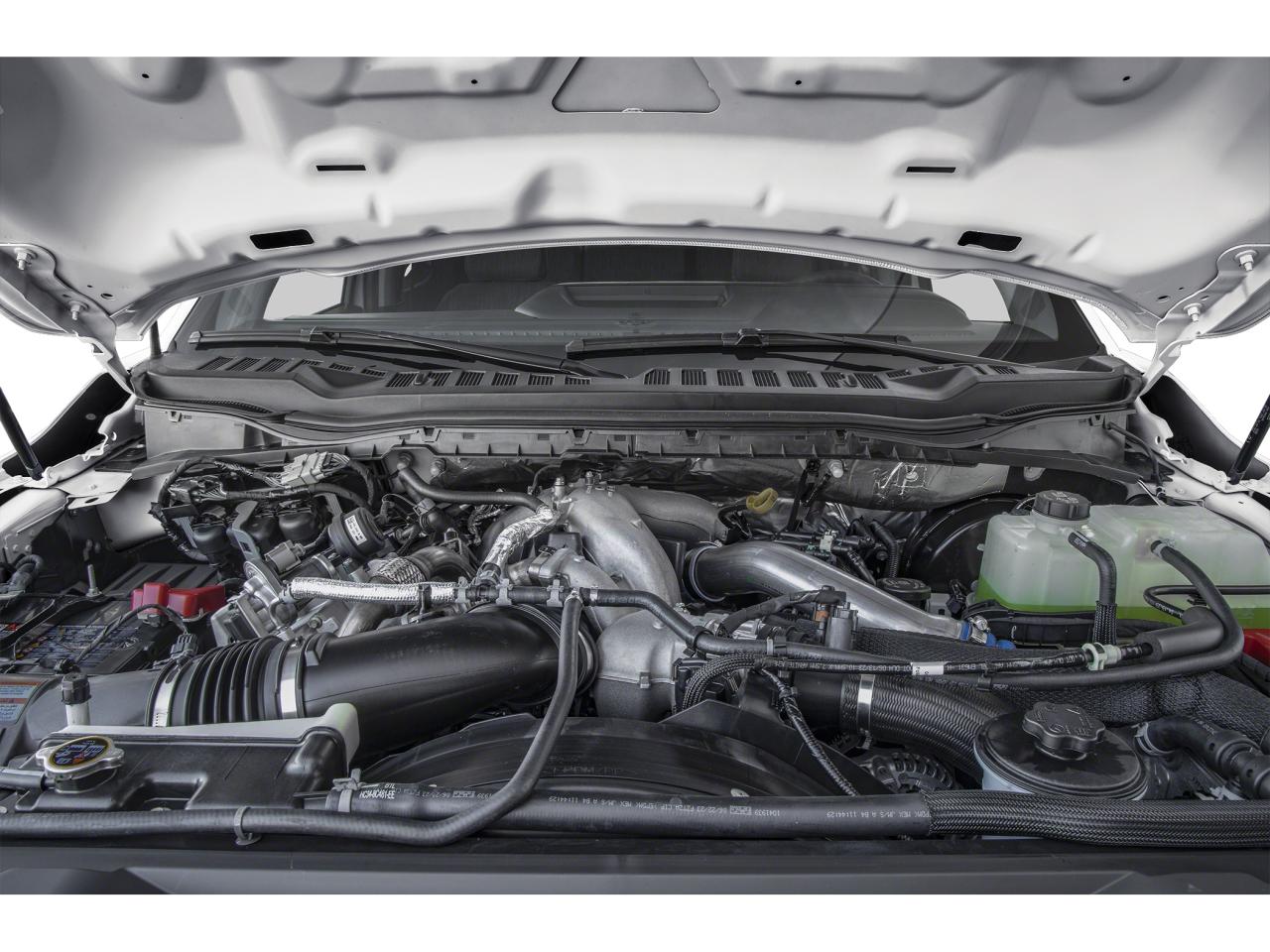 2026 Ford F-350 Super Duty DRW XLT Photo